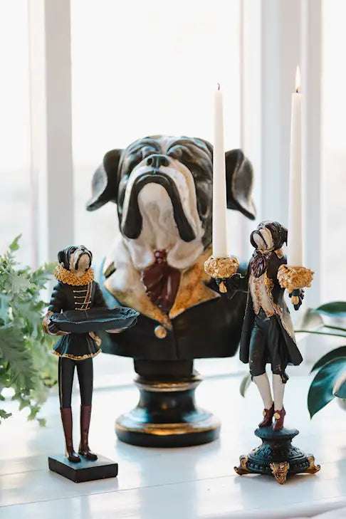 Dekorativ bulldog med fat – 36 cm (kommer i august)
