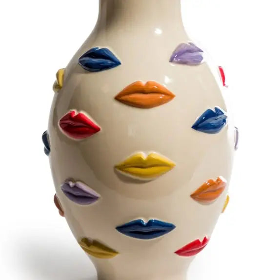 Stor Vase med Fargerike Lepper – Pop Art Interiør (37,5x23,5 cm)