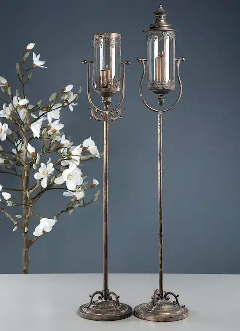 Lyslykter Løyntnant sett – Elegant gulvmodell i gyllen brun finish (142 cm)