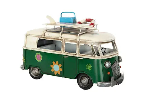 Hippiebuss i grønn metall – retro dekorbil