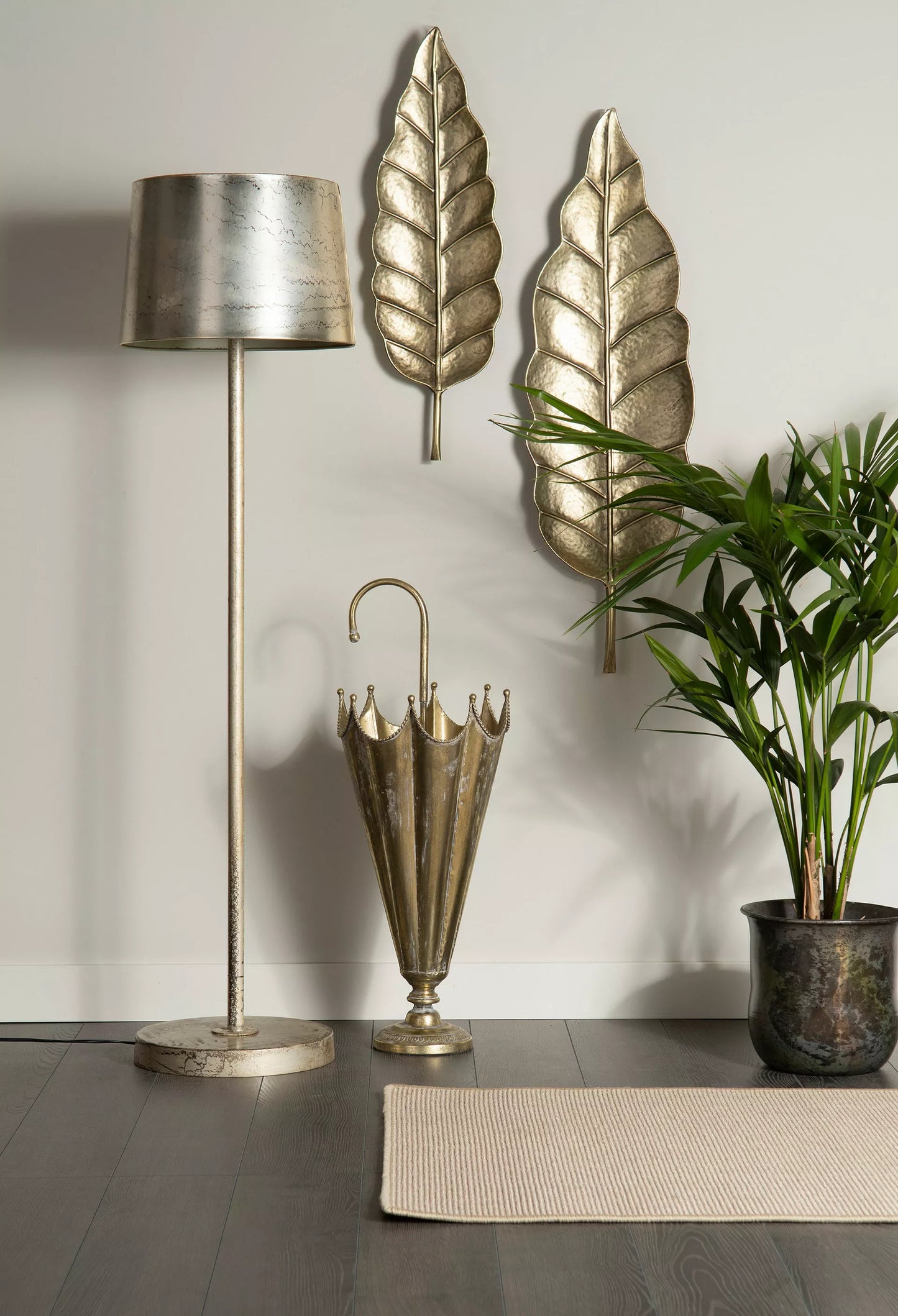 Paraplystativ i Metall – Statement Dekor i Champagne Gull (31x76 cm)