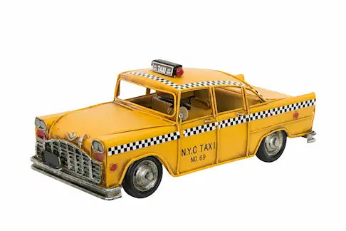 Gul taxibil i metall – retro dekor til hjemmet